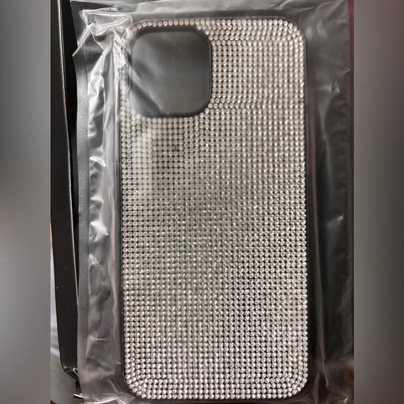 iPhone 12 Pro Max phone case - Picture 2 of 5